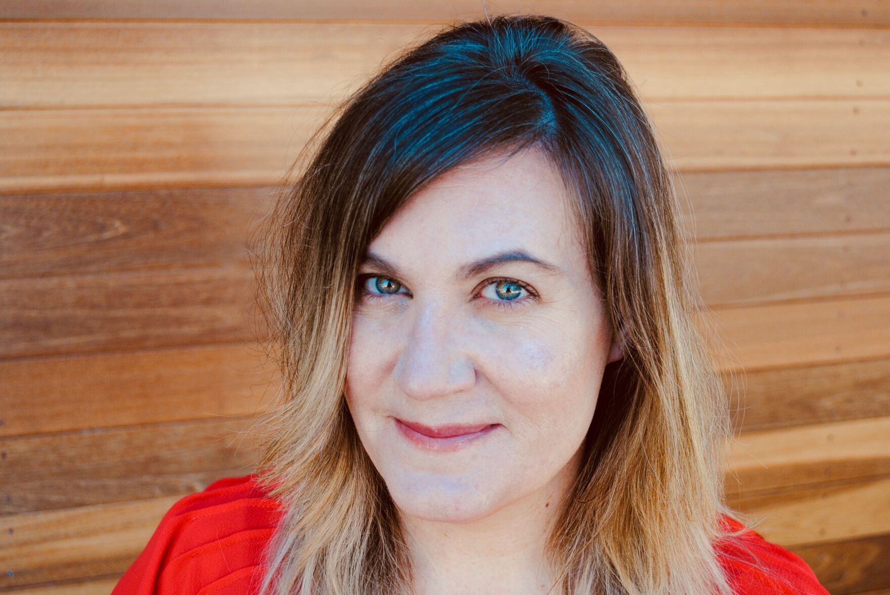 Wendy Molyneux Headshot.jpg
